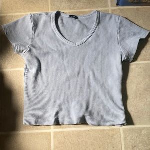 crop top v neck